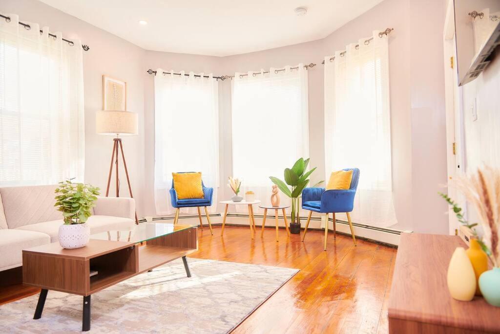 Cozy Apartment 1St 10Min Walk Downtown And City View 프로비던스 외부 사진