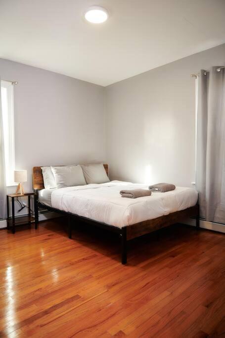 Cozy Apartment 1St 10Min Walk Downtown And City View 프로비던스 외부 사진